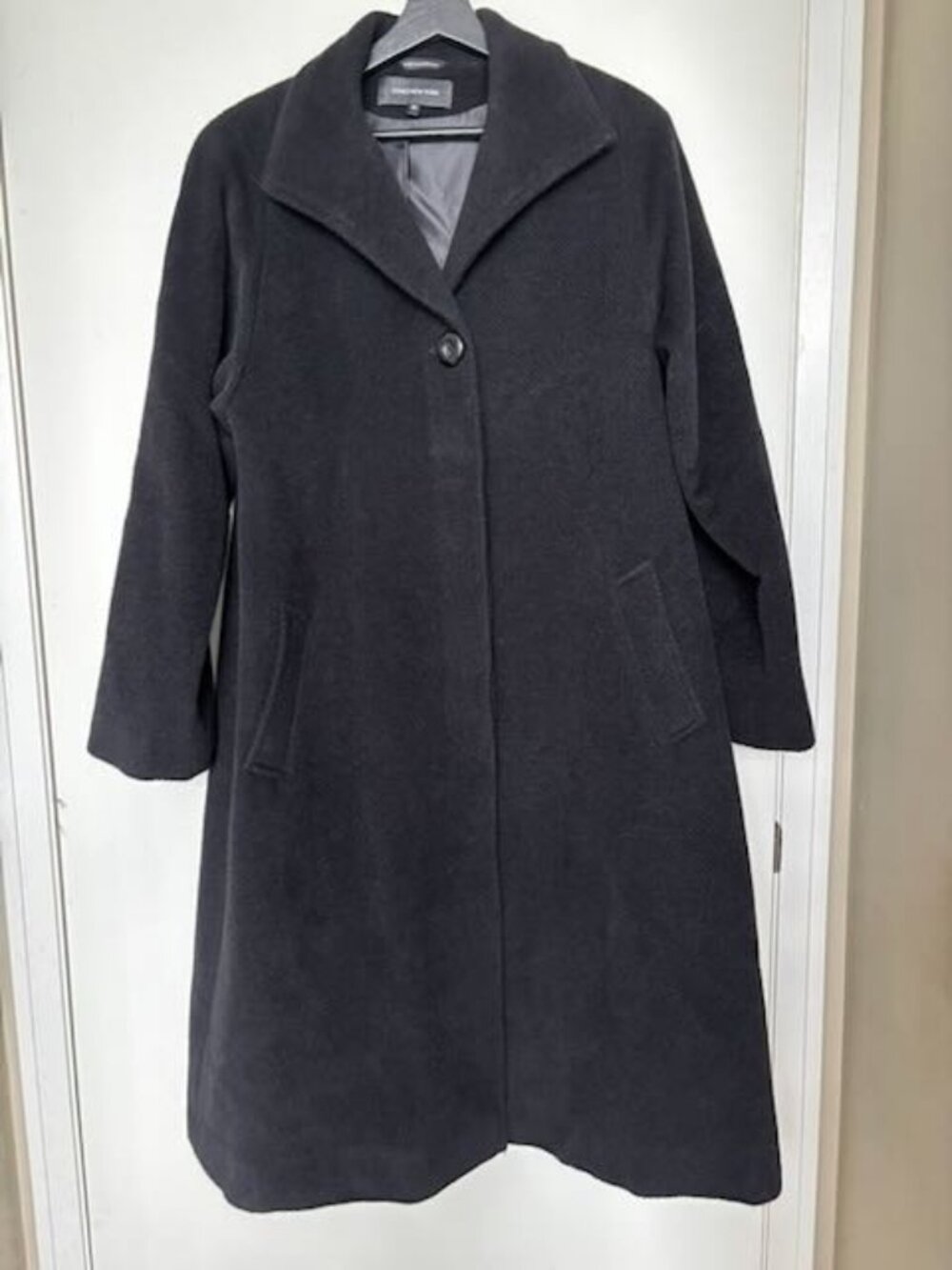 Jones New York black wool coat size 10